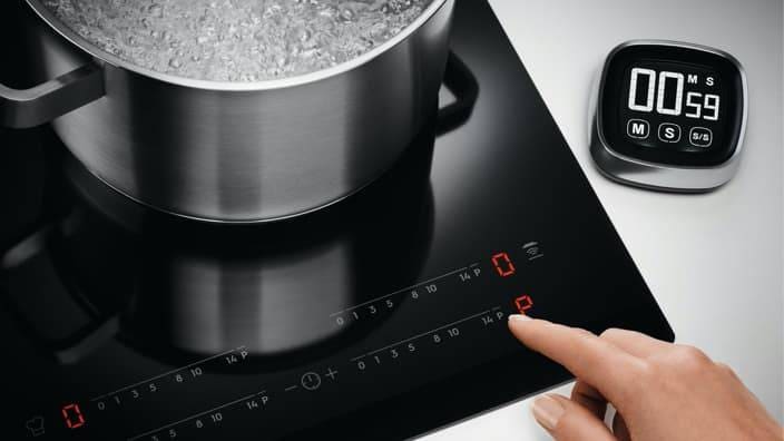 Hob with PowerBoost Function