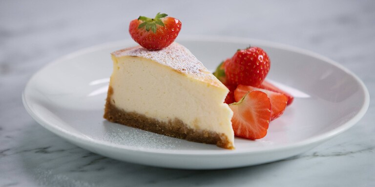 Pečena skutna torta