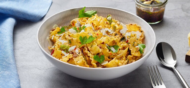 Pesto iz pesinih listov